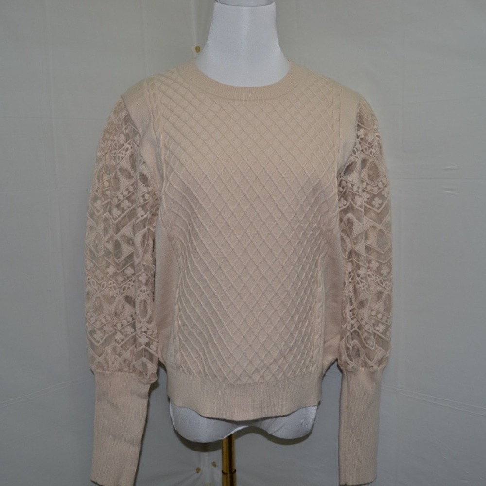 Women's Calligraphie Beige Sweater Size M‎